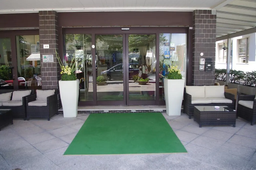 Hotel Avana Fronte Mare Riccione
