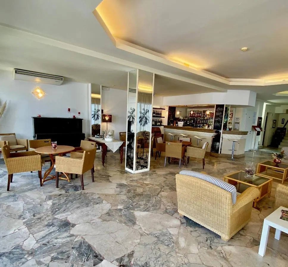 Hotel Avana Fronte Mare Riccione