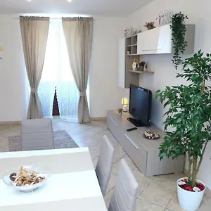 Garibaldi Suites & Appartamento